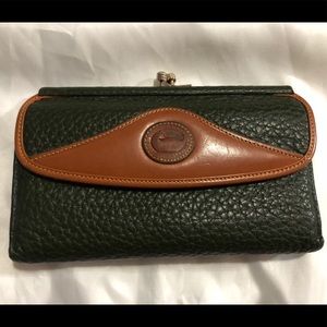 Dooney and Bourke wallet